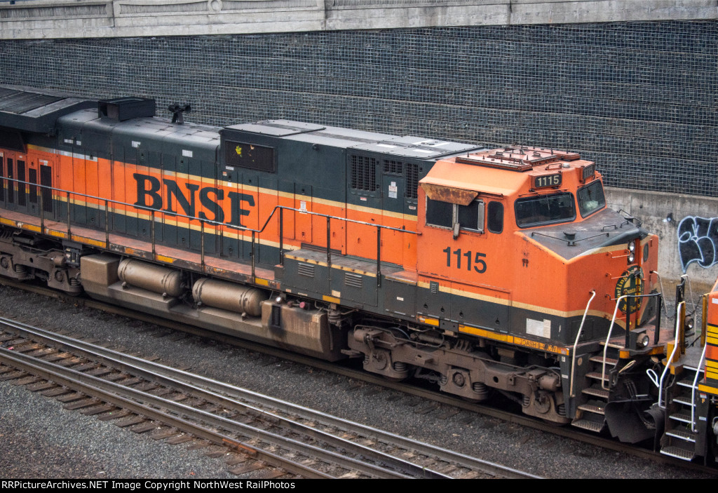 BNSF 1115